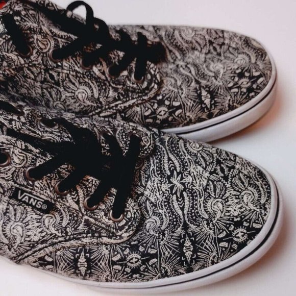 Vans Off The Wall Shoes Womens Size 8.5 Black White Paisley Sneakers - Picture 7 of 7